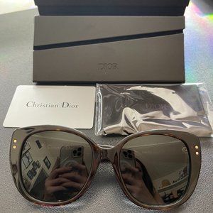 Dior LadyDiorStuds4F Sunglasses